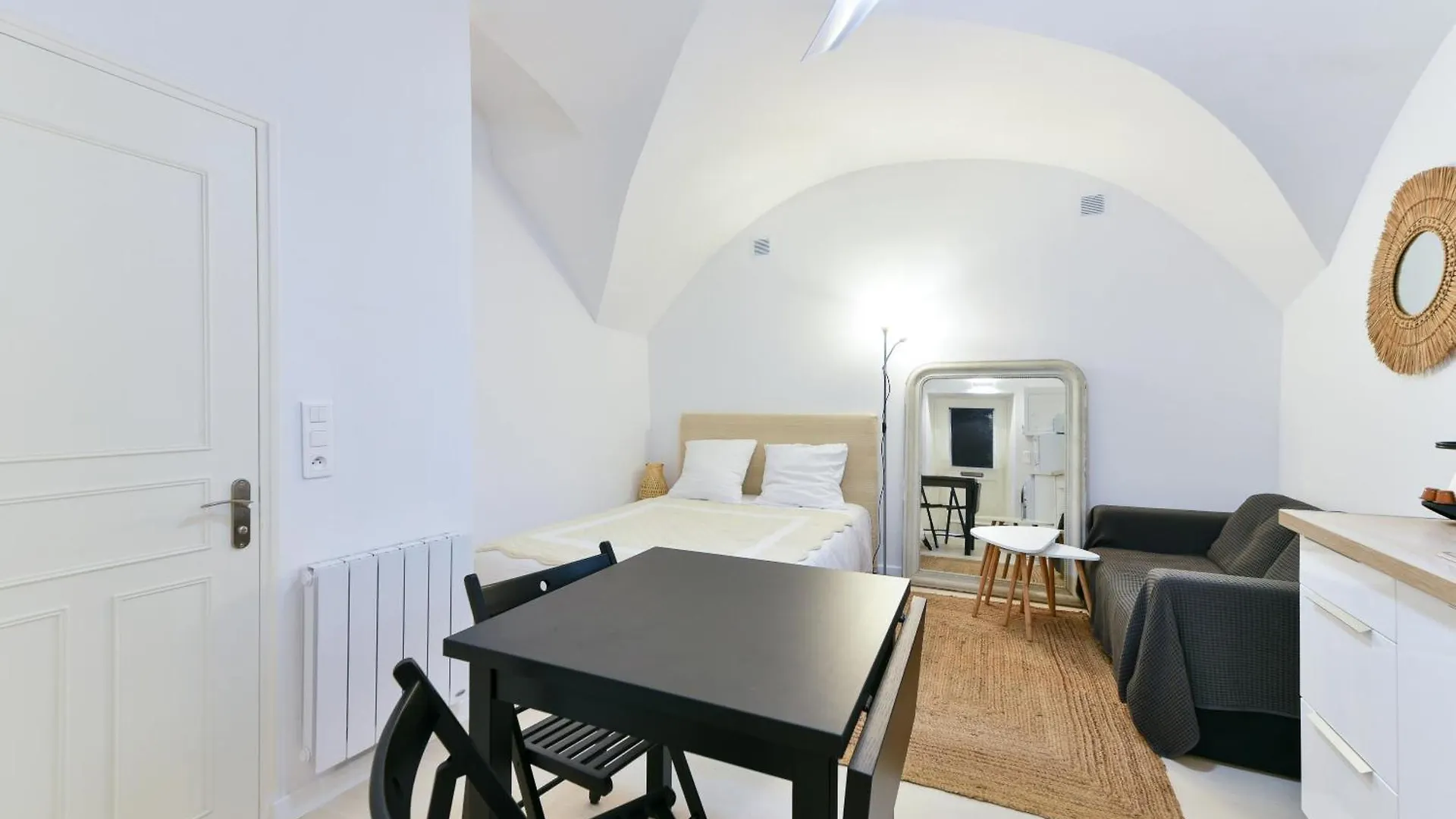 Appartement L'Esperance Studio Joli Petit Situe Dans Le Suquet, Proche Des Commerces, Palais Et Plages Cannes France